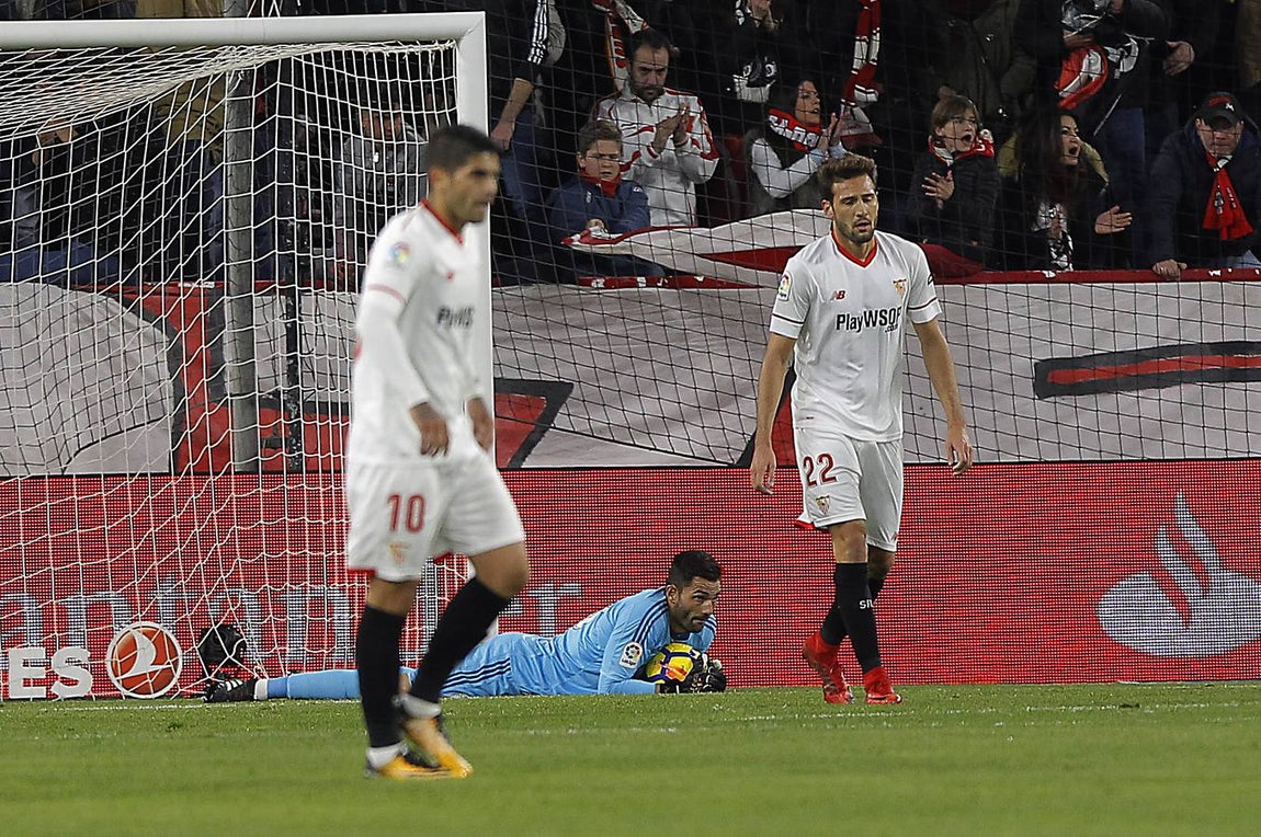 Las imágenes más trepidantes del derbi Sevilla FC-Real Betis