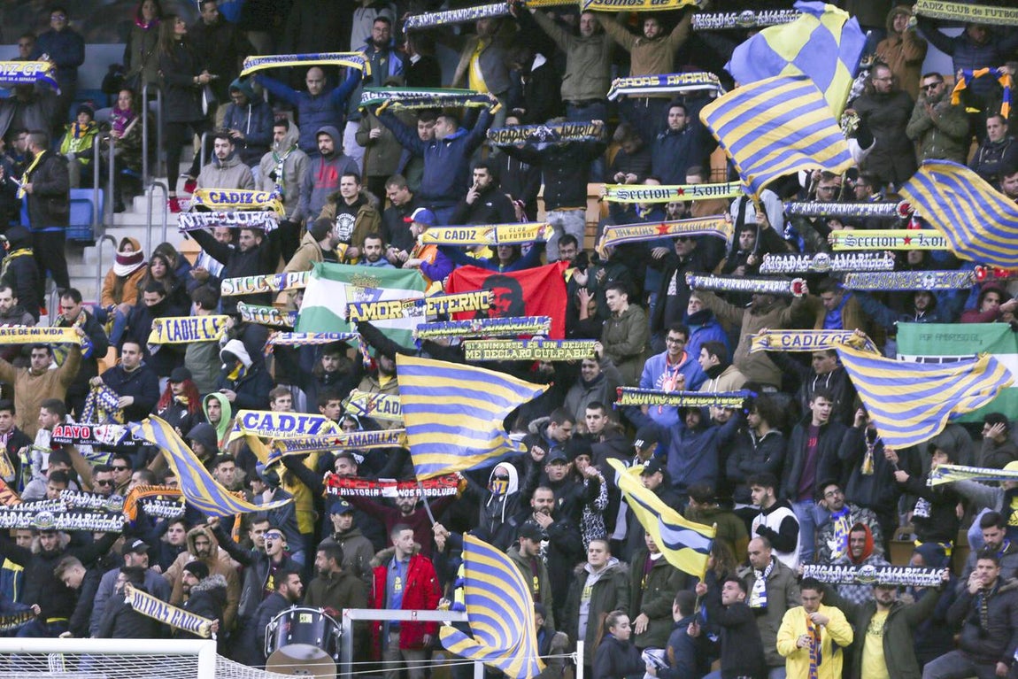 FOTOS: Búscate en la gradas de Carranza