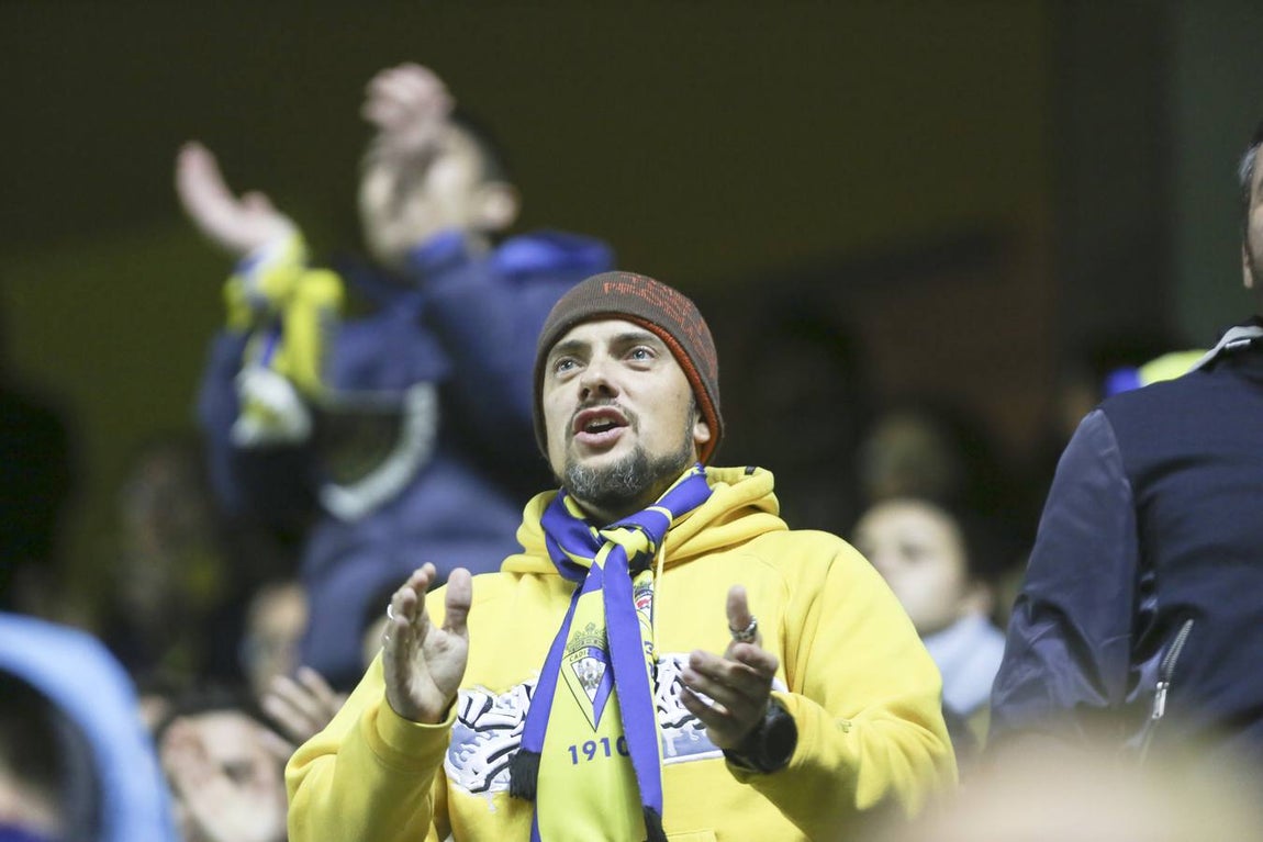 FOTOS: Búscate en la gradas de Carranza