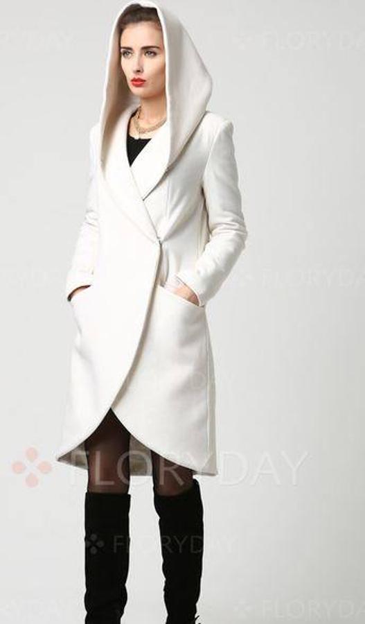 Abrigos Poliéster Manga larga Encapuchado Bolsillos de Flory Day por 58.11 euros. 