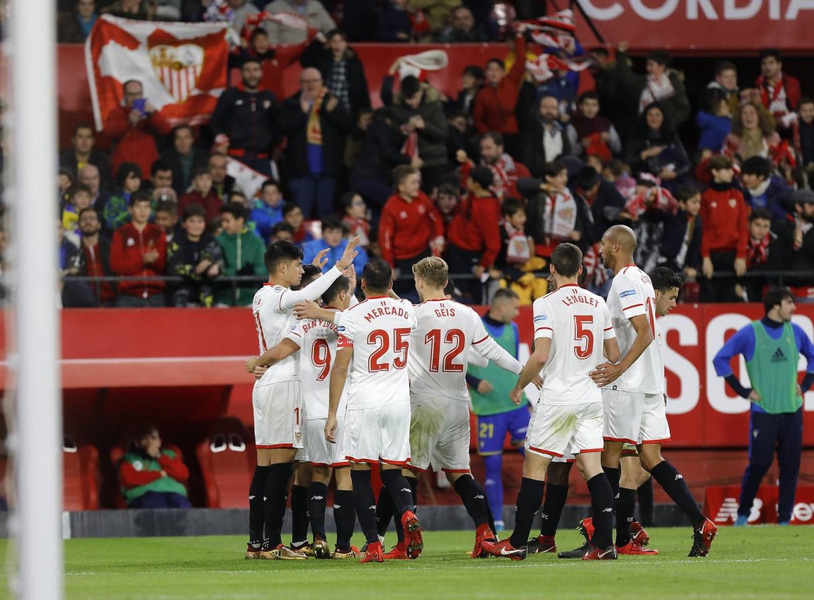 Todas las imágenes del Sevilla-Cádiz