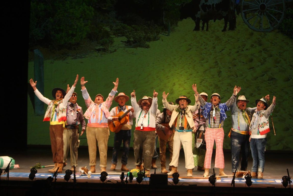 FOTOS: chirigota &#039;Los que vienen de vuelta&#039; COAC 2018