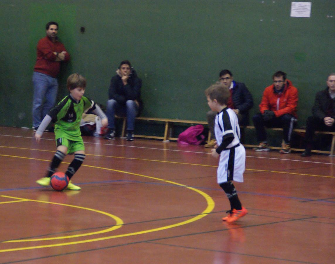 Las mejores imágenes del partido entre Salesianos Carabanchel &quot;B&quot; y Fray Luis de León &quot;A&quot;