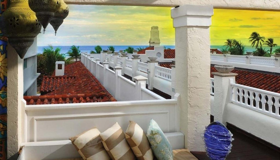 Azotea. El hotel cuenta con Spa, experiencia gourmet, patios y jardines de ensueño y una azotea evocadora