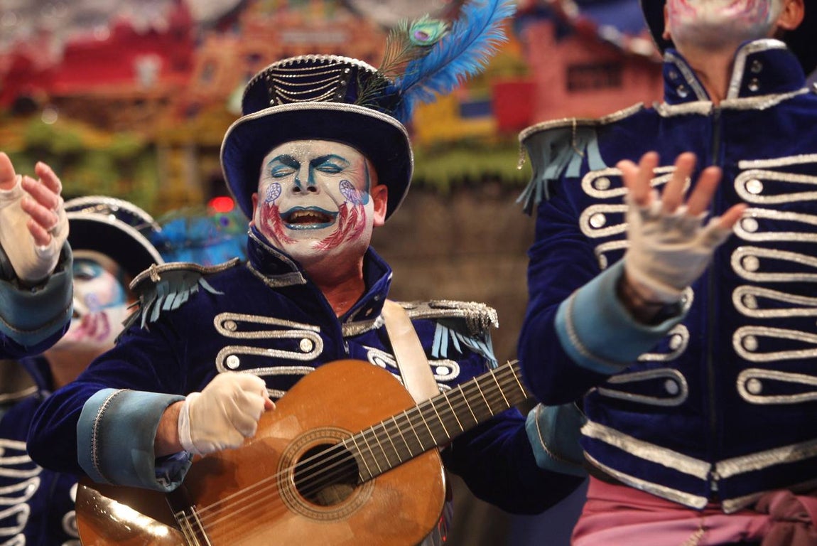 FOTOS: Comparsa La pasarela en el COAC 2018