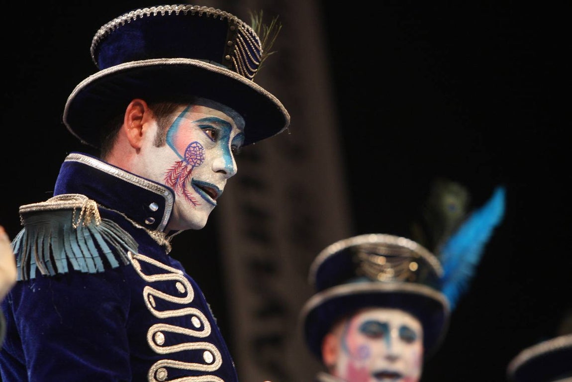 FOTOS: Comparsa La pasarela en el COAC 2018