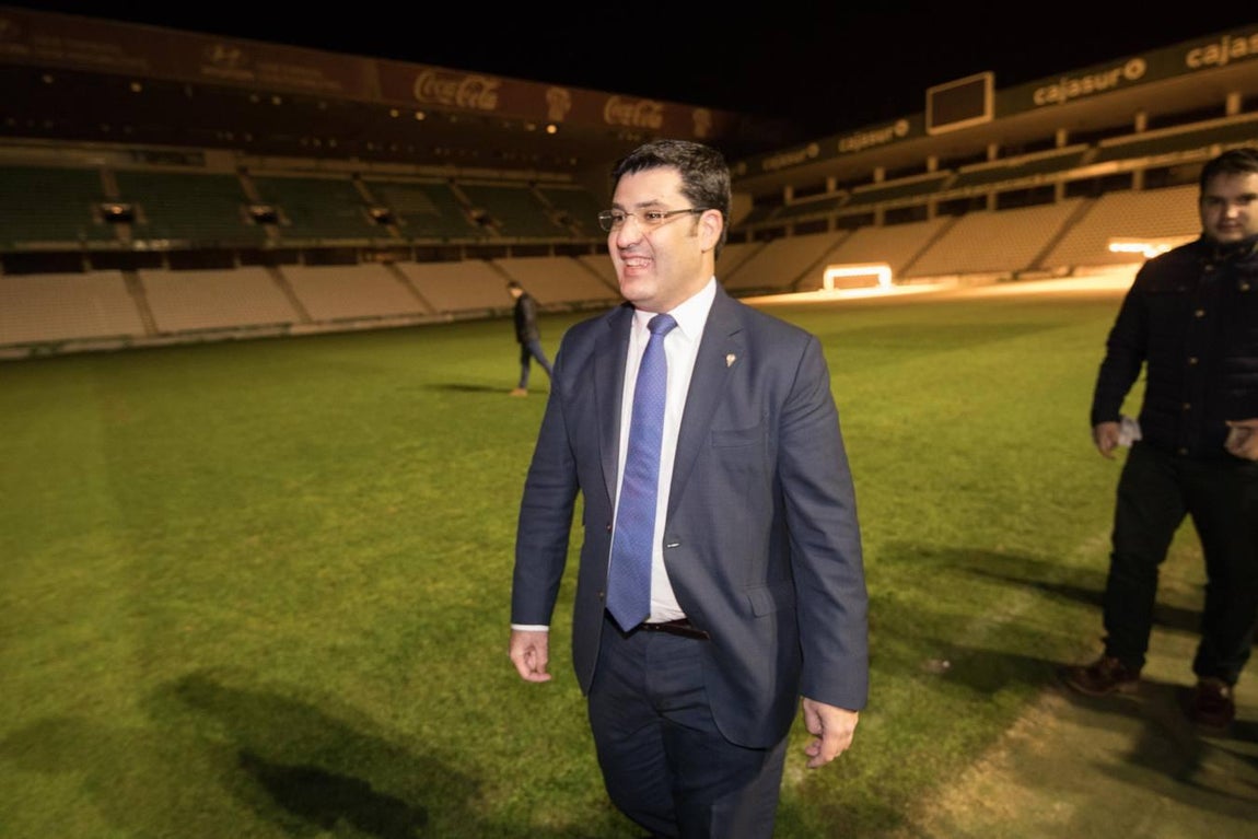 La venta del Córdoba CF a Jesús León, en imágenes