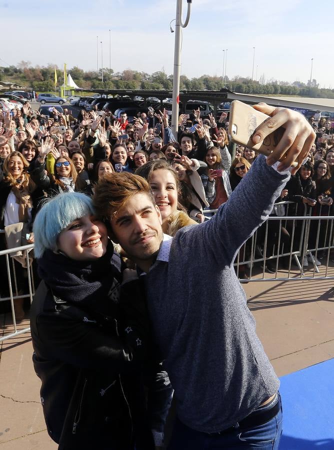 La firma de discos de los chicos de Operación Triunfo en Córdoba, en imágenes