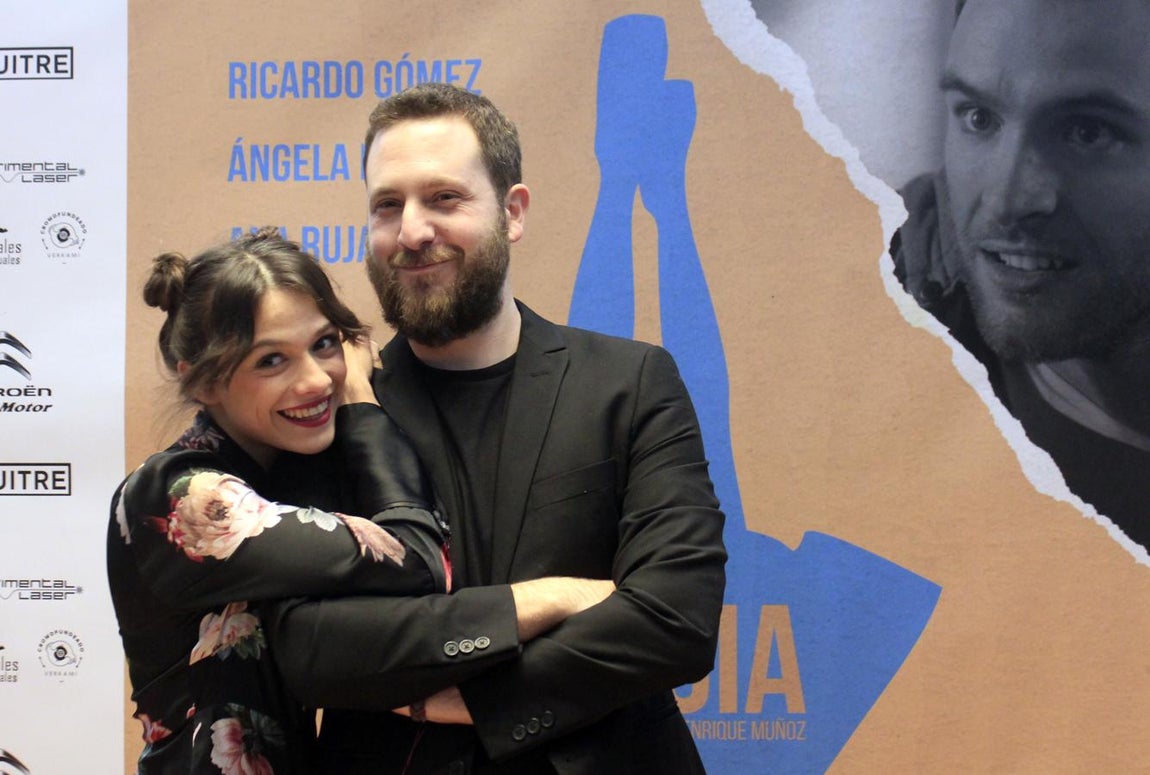 El estreno de «Alicia», de Enrique Muñoz, en imágenes