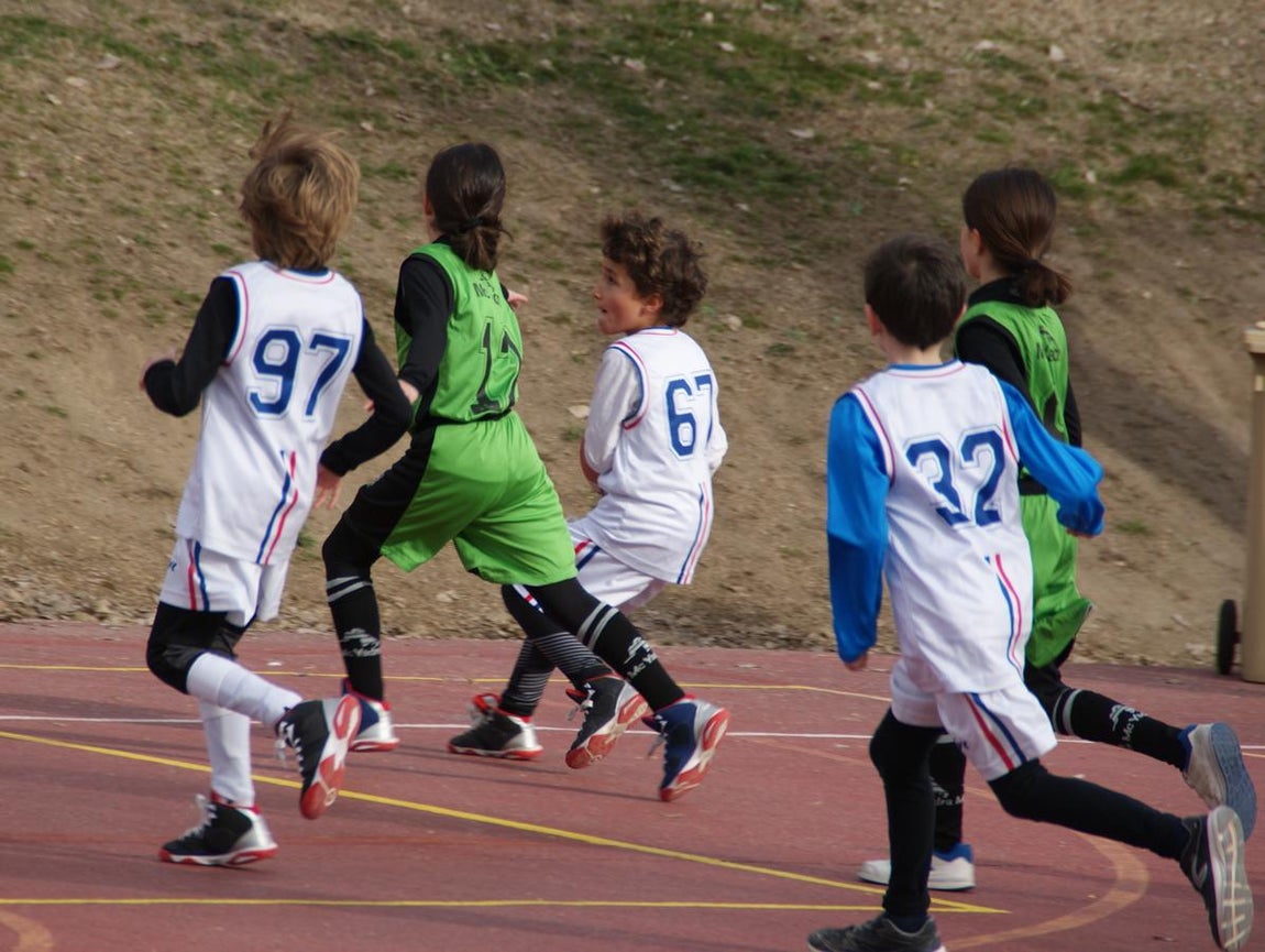 Las mejores imágenes del partido entre Liceo Francés y Virgen de Mirasierra “B”