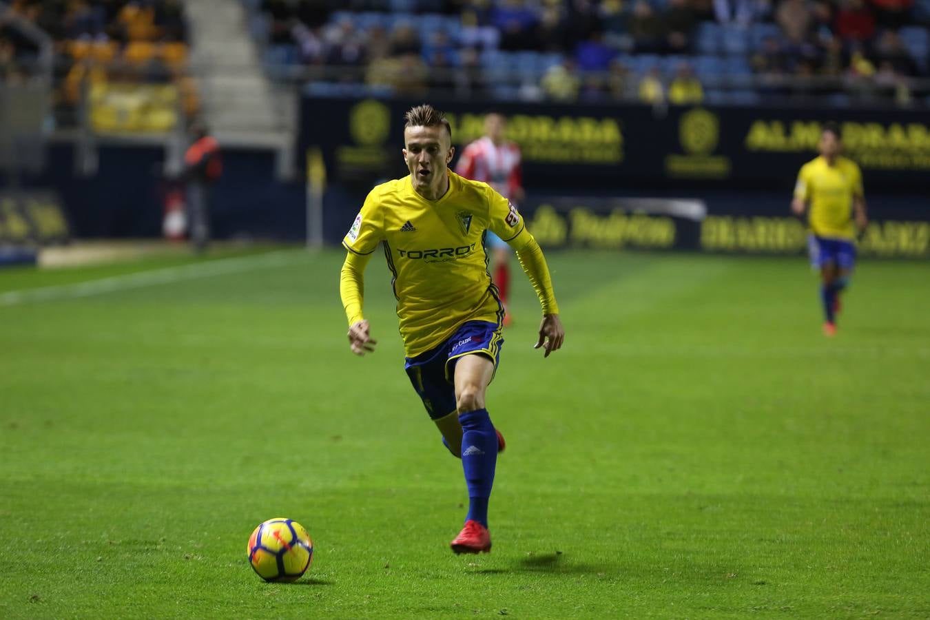 FOTOS: Cádiz CF - Lugo en Carranza