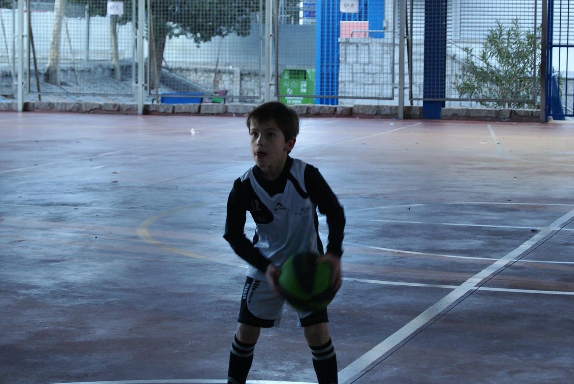 Las mejores imágenes del encuentro de baloncesto entre Virgen de Mirasierra “A” y Nuestra Señora de las Nieves