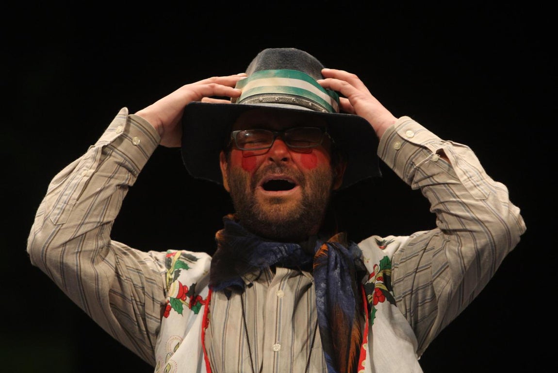 FOTOS: chirigota &#039;Los que vienen de vuelta&#039; COAC 2018