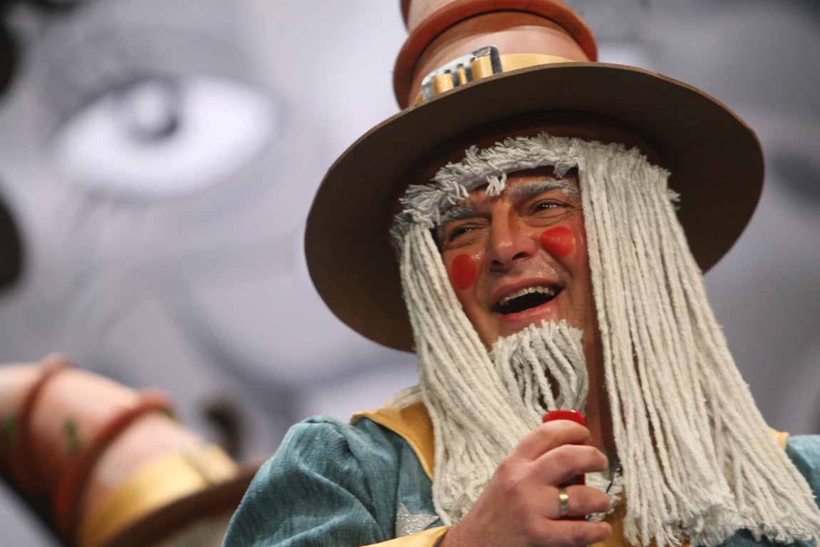 FOTOS: chirigota &#039;Los brujos titis&#039; en el COAC 2018