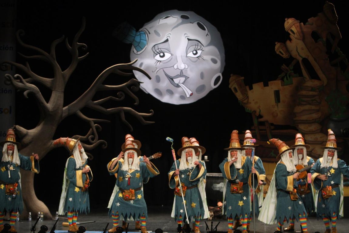FOTOS: chirigota &#039;Los brujos titis&#039; en el COAC 2018