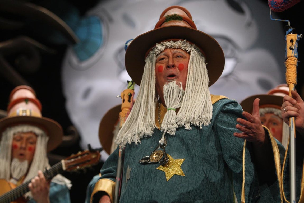 FOTOS: chirigota &#039;Los brujos titis&#039; en el COAC 2018