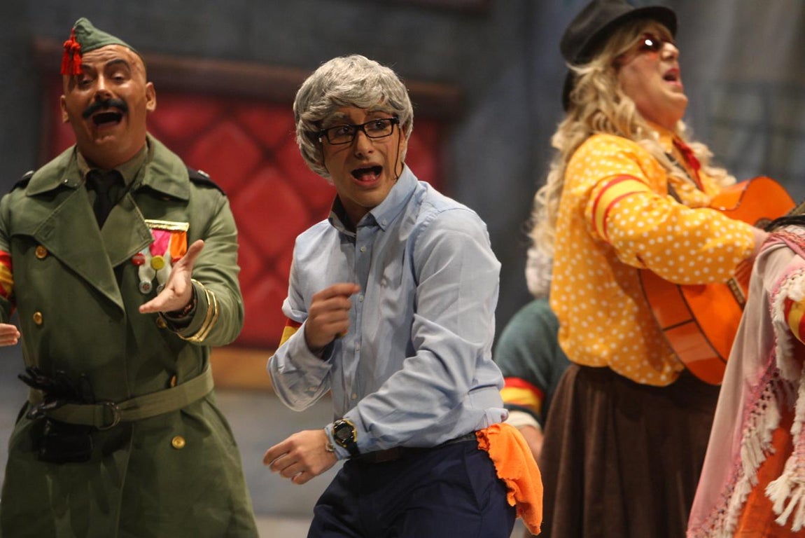 FOTOS: Chirigota &#039;Gruñón Arenillas&#039;