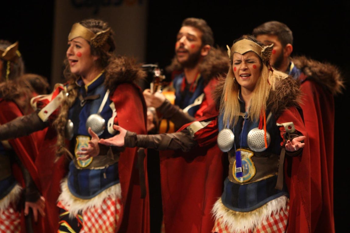 FOTOS: comparsa &#039;Las guerrilleras&#039; en el COAC 2018