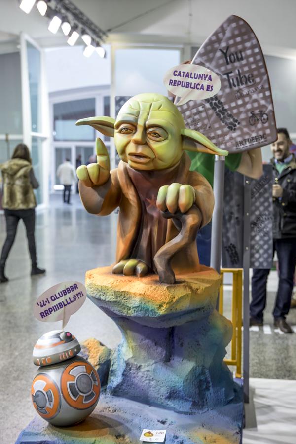 Puigdemont y el «procés» de Cataluña protagonizan las Fallas 2018 de Valencia. 