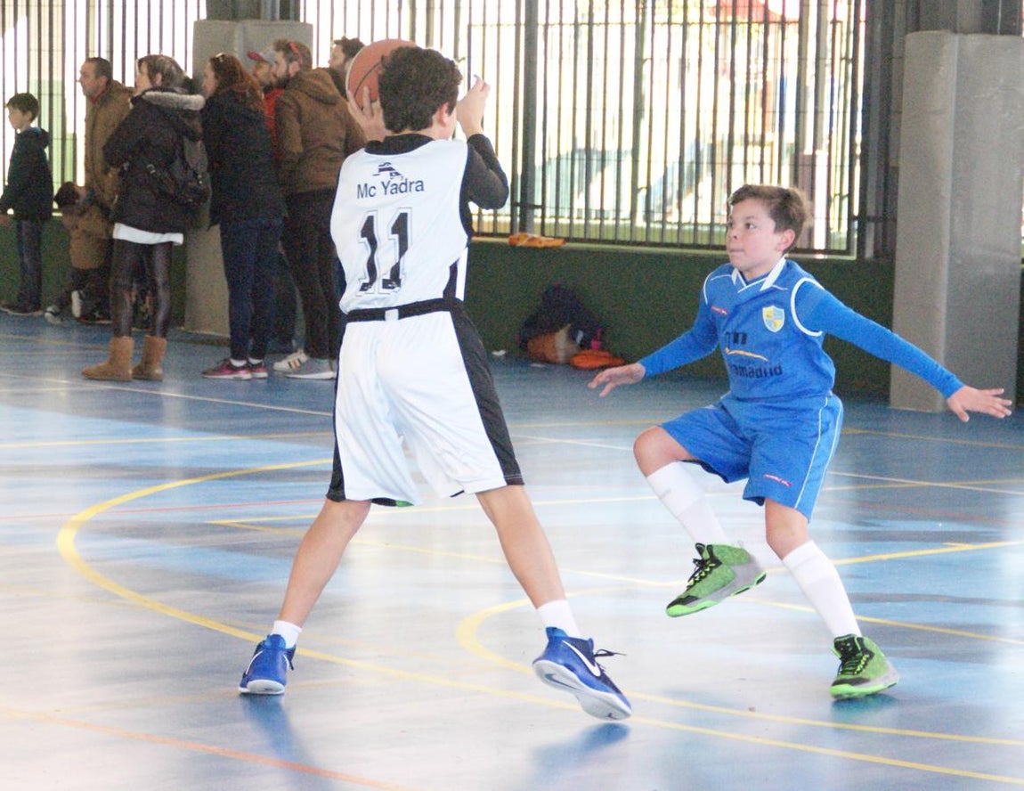 Las mejores imágenes del partido de baloncesto que enfrentó al San Agustín y al Miramadrid