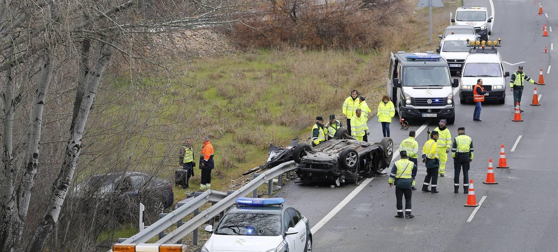 Las imágenes del accidente mortal en la A4 de Córdoba