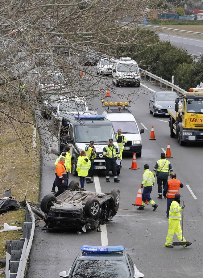 Las imágenes del accidente mortal en la A4 de Córdoba