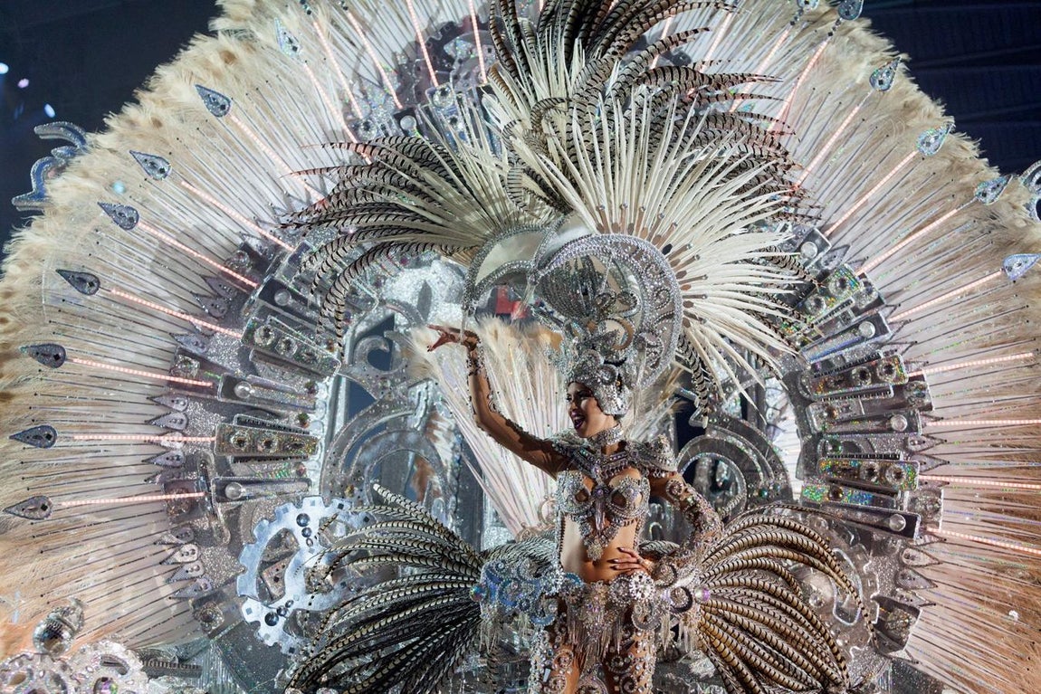 Las mejores imágenes de la gala de elección de la reina del Carnaval de Santa Cruz de Tenerife
