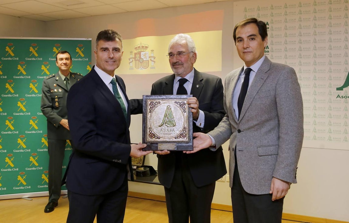 El homenaje de Asaja Córdoba a la Guardia Civil, en imágenes