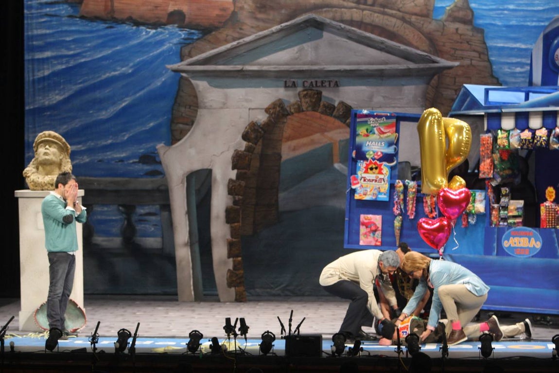 FOTO: Cuarteto El equipo A minúscula (comando Caleti) en la Final del Falla. Carnaval de Cádiz 2018