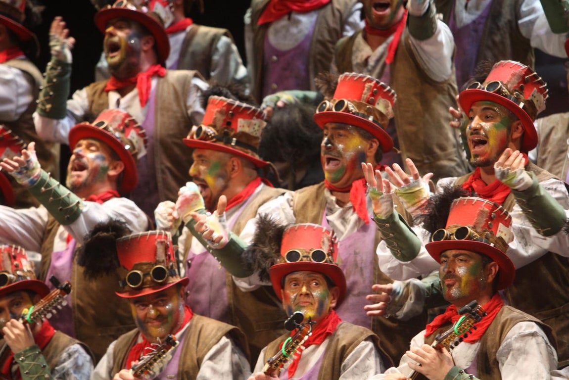 FOTOS: coro &#039;Los chimenea&#039; en la Gran Final