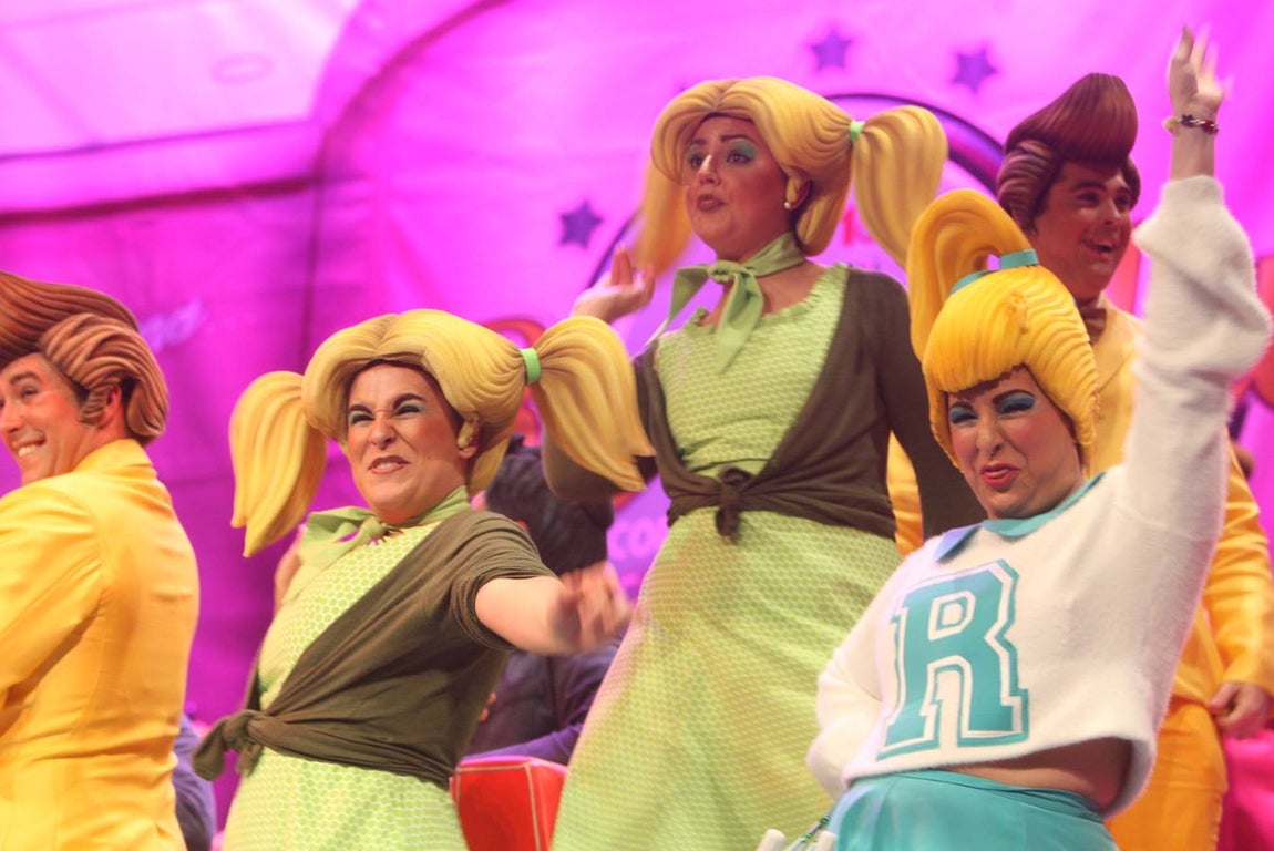 FOTOS: Coro Rockola en la Final del Falla del Carnaval de Cádiz 2018