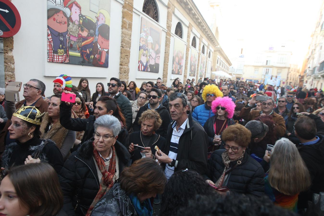 FOTOS: Calles abarrotadas de público en el primer Domingo de Carnaval