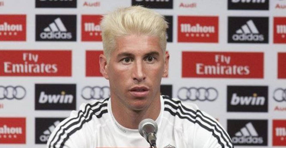 04. 'Look Mercedes Milá'. 