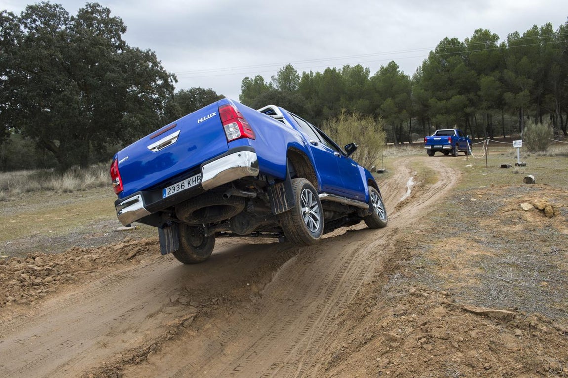 Fotogalería: Toyota Land Cruiser e Hilux 2018, prueba Off-Road