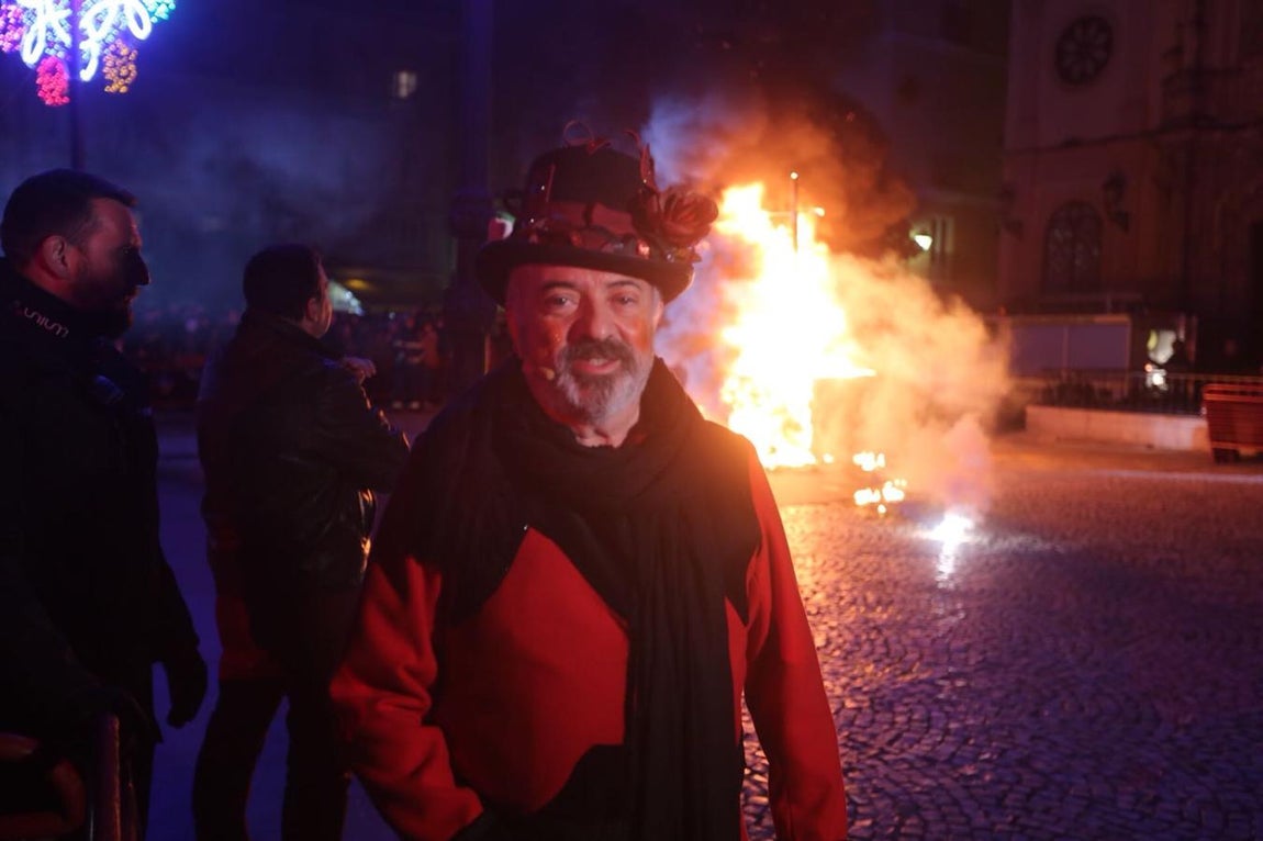 FOTOS: El Dios Momo arde en San Antonio