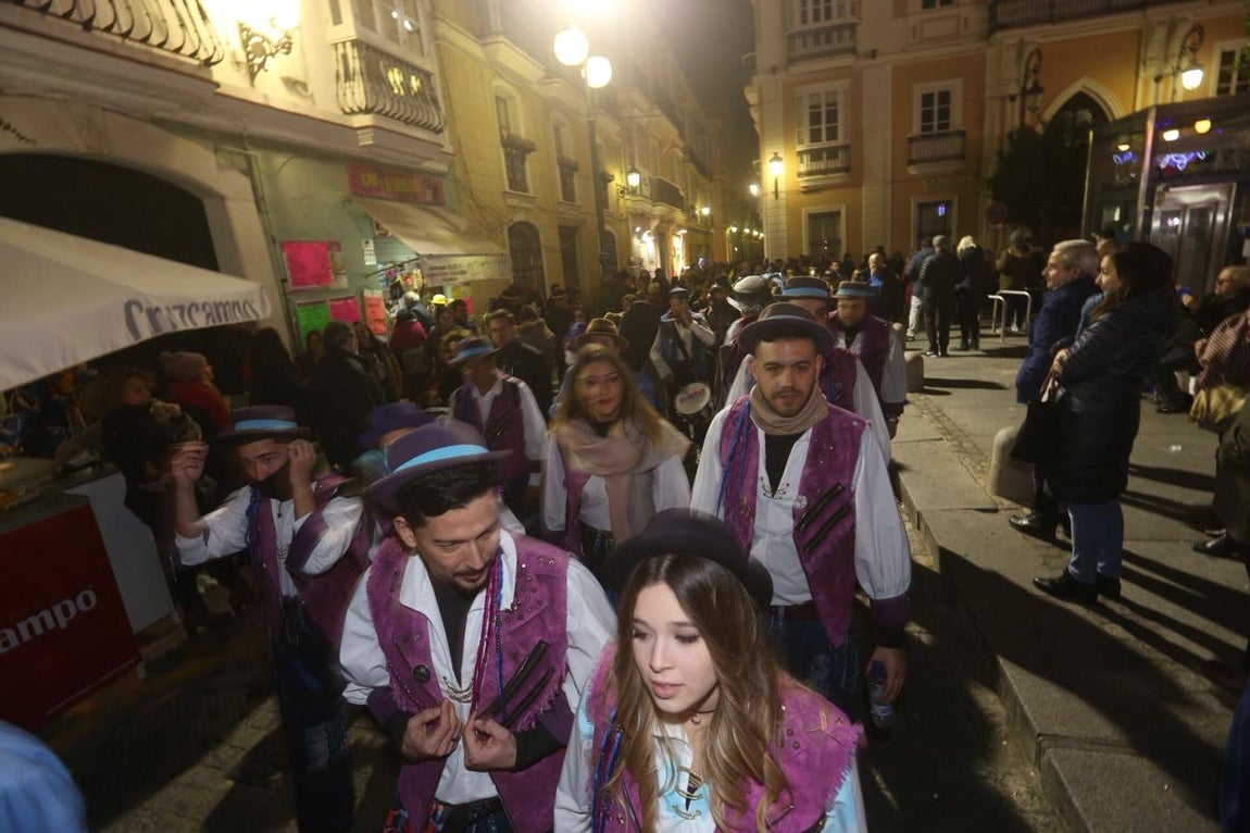 FOTOS: El Dios Momo arde en San Antonio