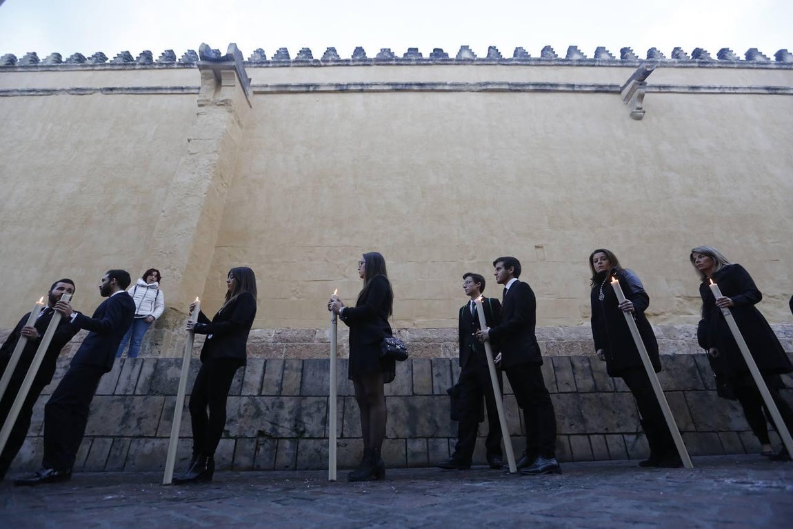 Las mejores imágenes del Vía Crucis de las Cofradías