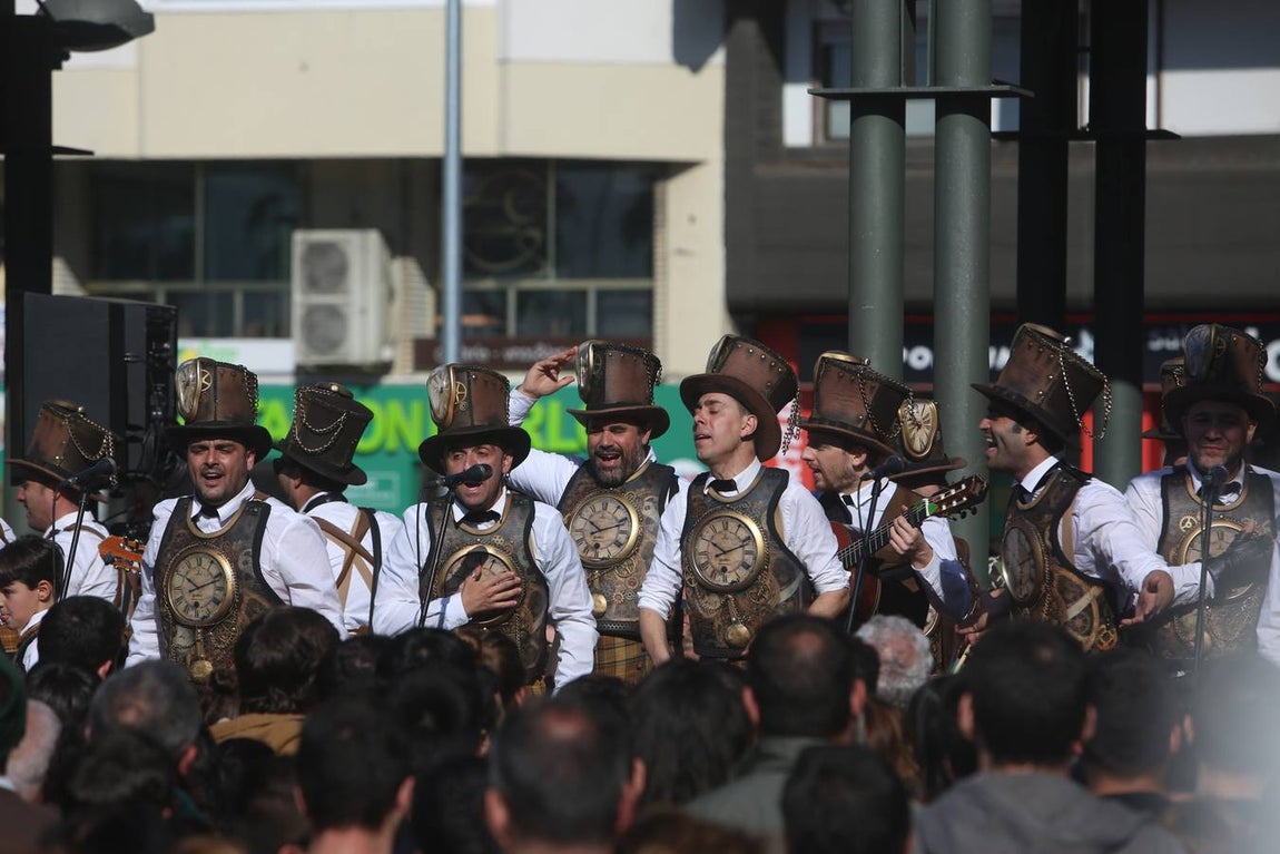 Las coplas conquistan el Paseo Marítimo de Cádiz