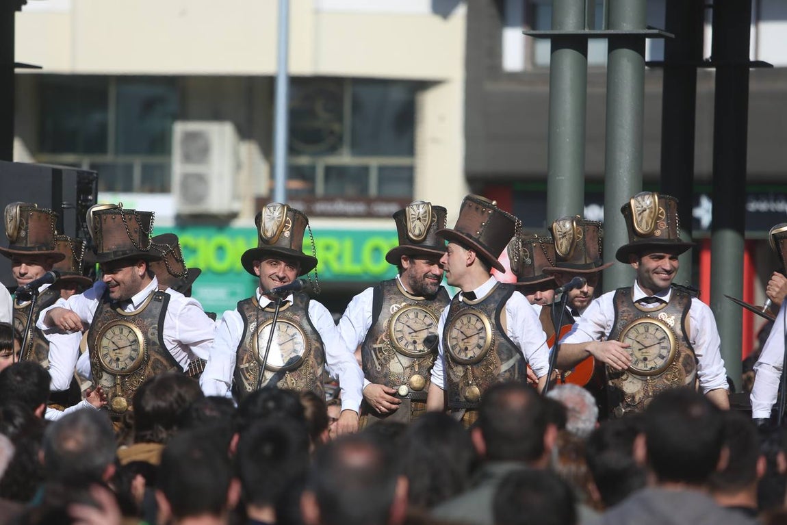 Las coplas conquistan el Paseo Marítimo de Cádiz