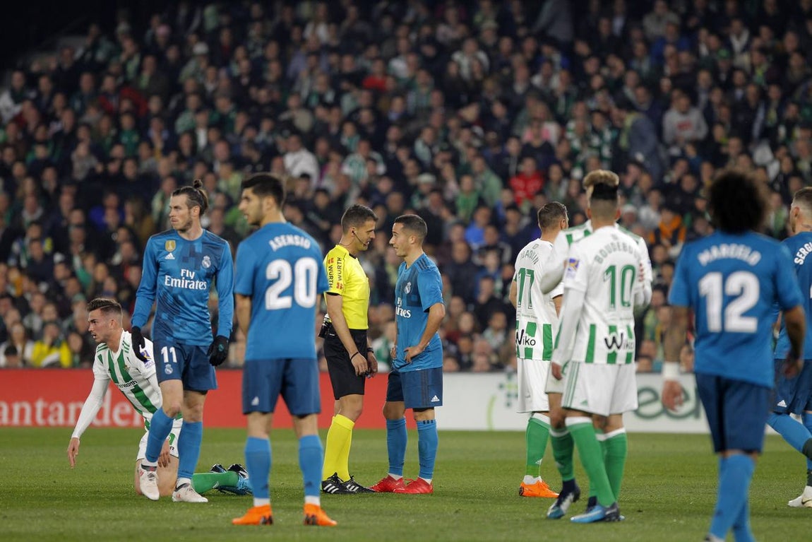 Las imágenes más trepidantes del Real Betis-Real Madrid (3-5)
