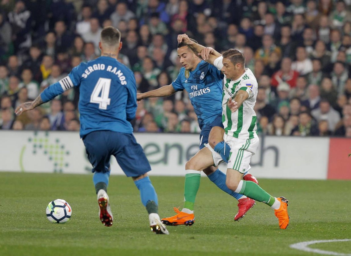 Las imágenes más trepidantes del Real Betis-Real Madrid (3-5)