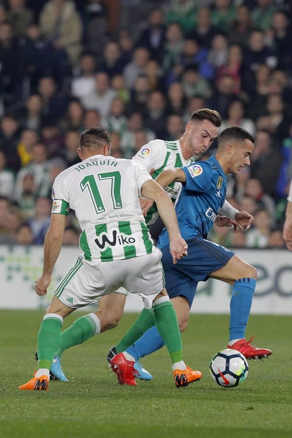 Las imágenes más trepidantes del Real Betis-Real Madrid (3-5)