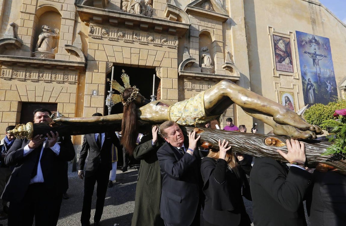 Las mejores imágenes del Vía Crucis de las Cofradías