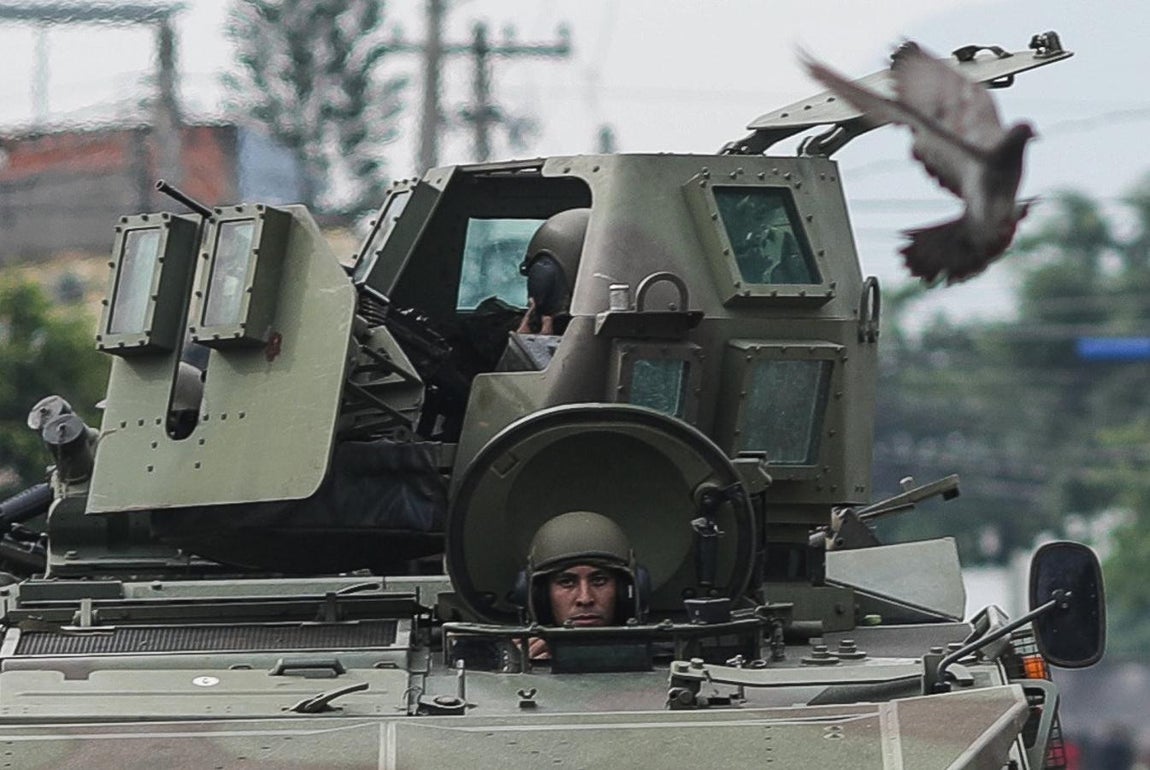 Las autoridades brasileñas, en una operación en Río de Janeiro. 
