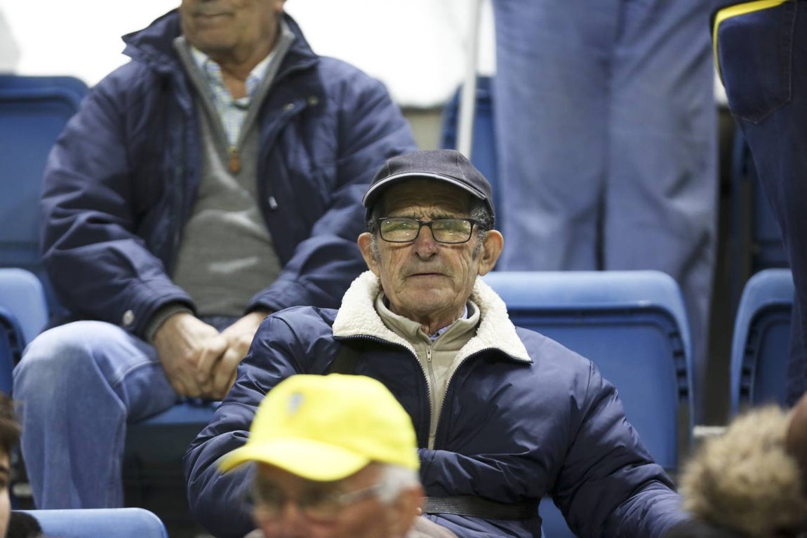 FOTOS: Búscate en las gradas de Carranza