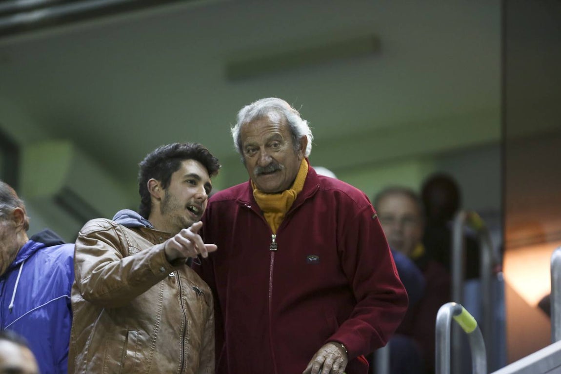 FOTOS: Búscate en las gradas de Carranza