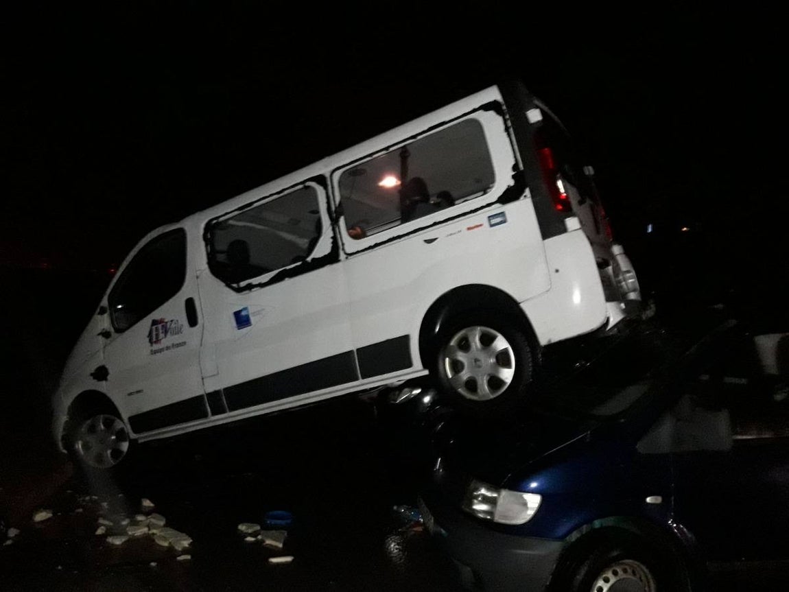 Un tornado arrasa Puerto Sherry