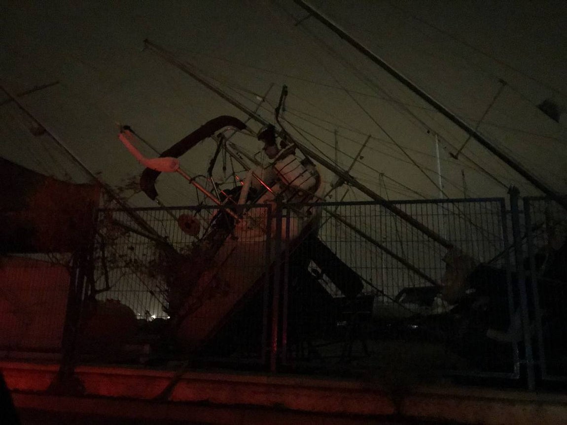 Un tornado arrasa Puerto Sherry