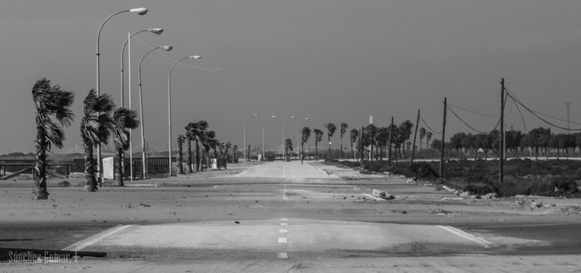 La playa de Camposoto en San Fernando tras el temporal