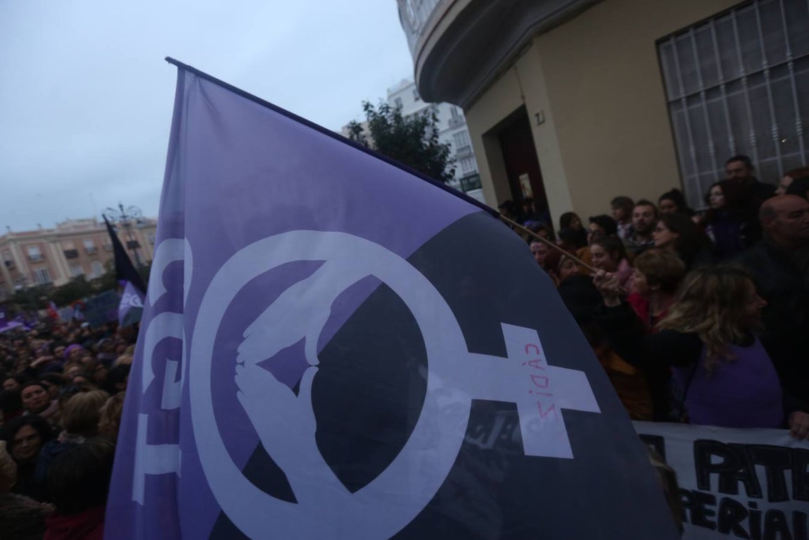 FOTOS: Marcha masiva en Cádiz por el Día Internacional de la Mujer